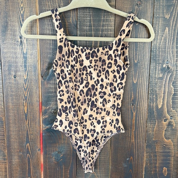 Leopard bodysuit from Aritzia - Picture 2 of 5